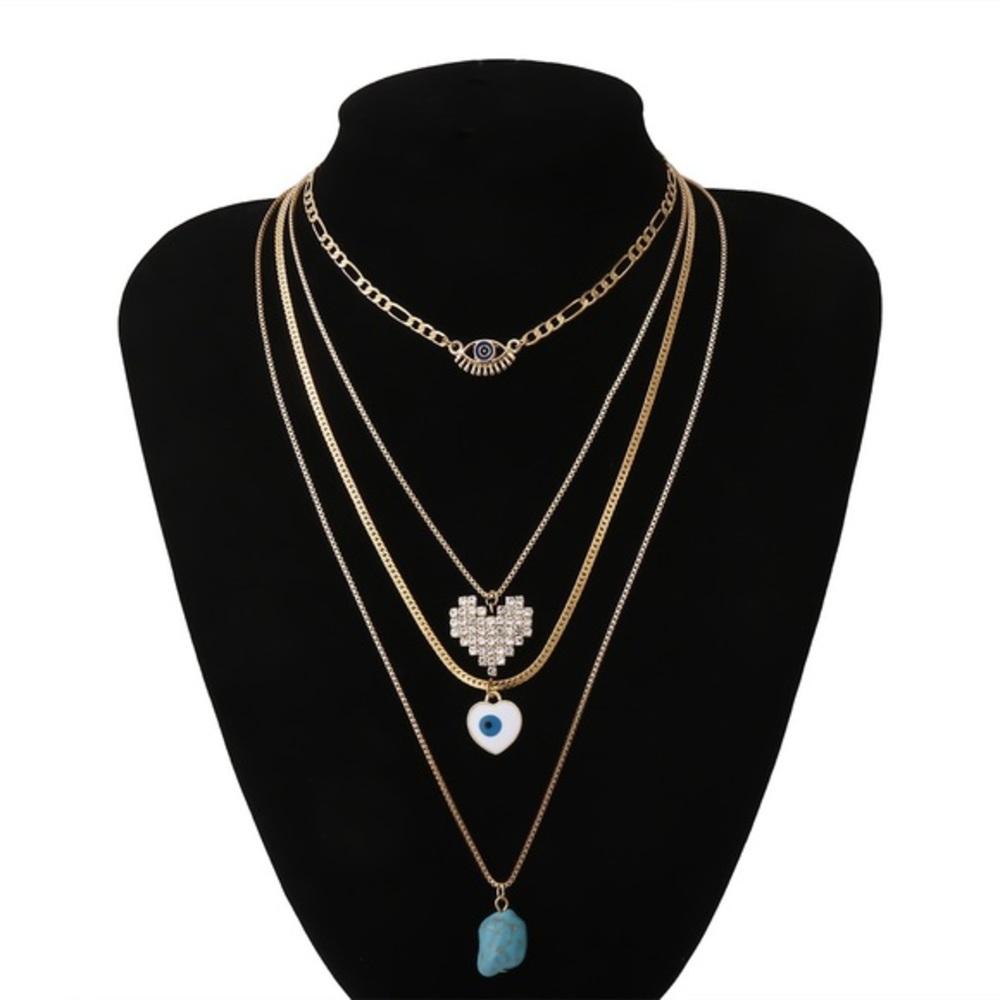 Queendom layered necklace